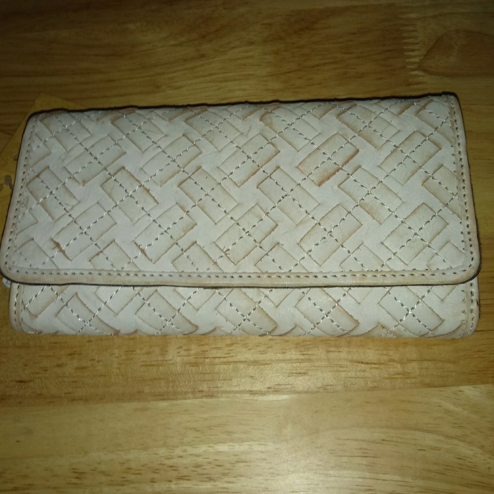 Patricia Nash wallet